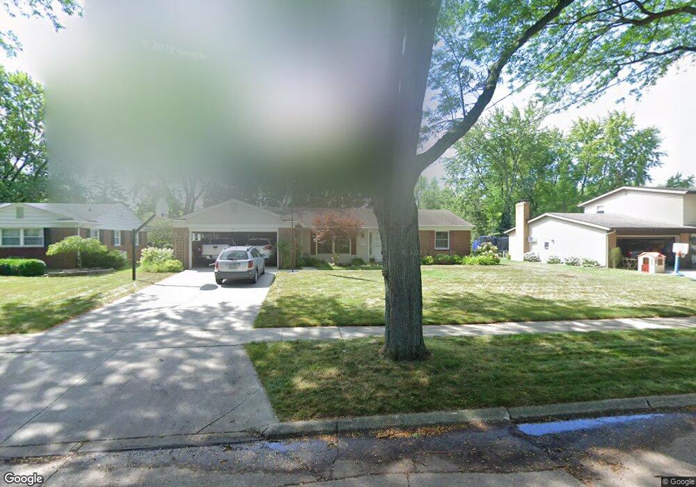 461 Sunburst Dr, Frankenmuth, MI 48734 - photo 1