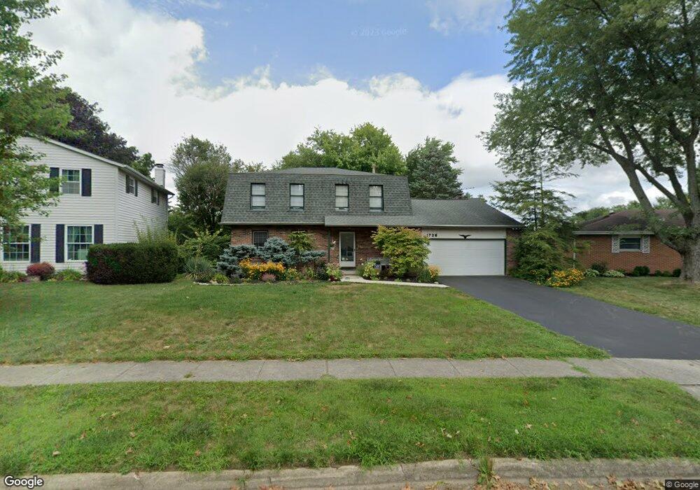 1726 Lynnhurst Rd, Columbus, OH 43229 - photo 1