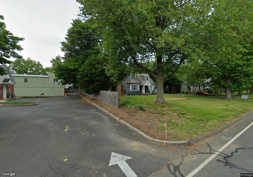 11 Bulkley Ave N, Westport, CT 06880 - photo 1