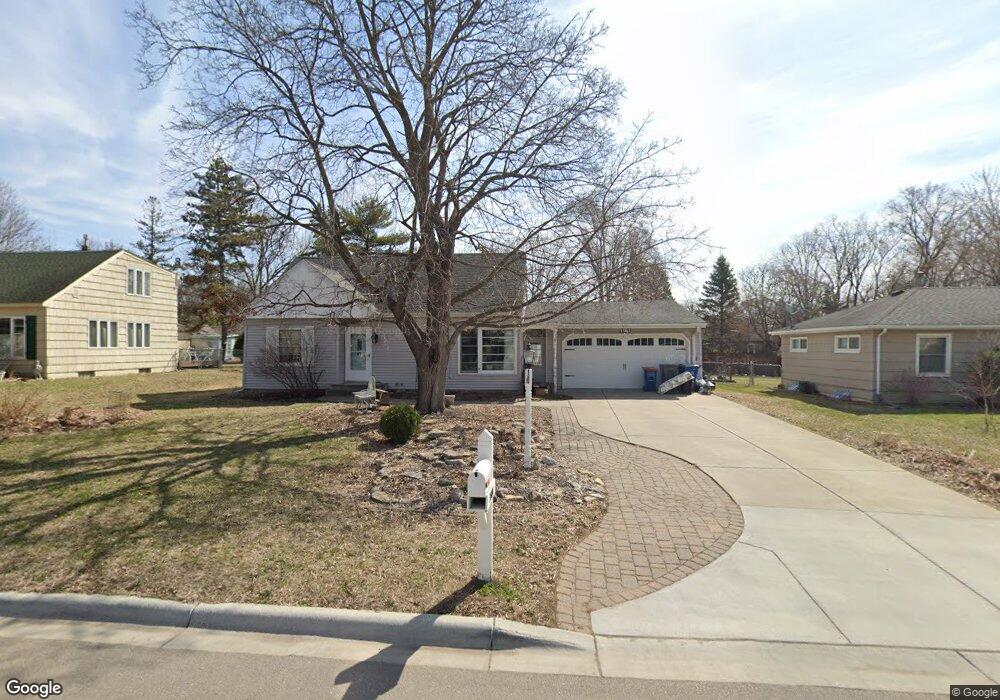 3501 Moorland Rd, Minnetonka, MN 55345 - photo 1