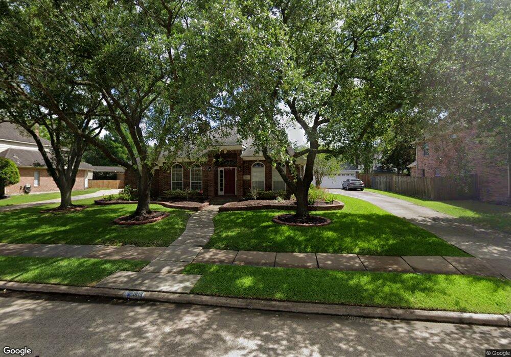 1813 Parkview Dr, Friendswood, TX 77546 - photo 1