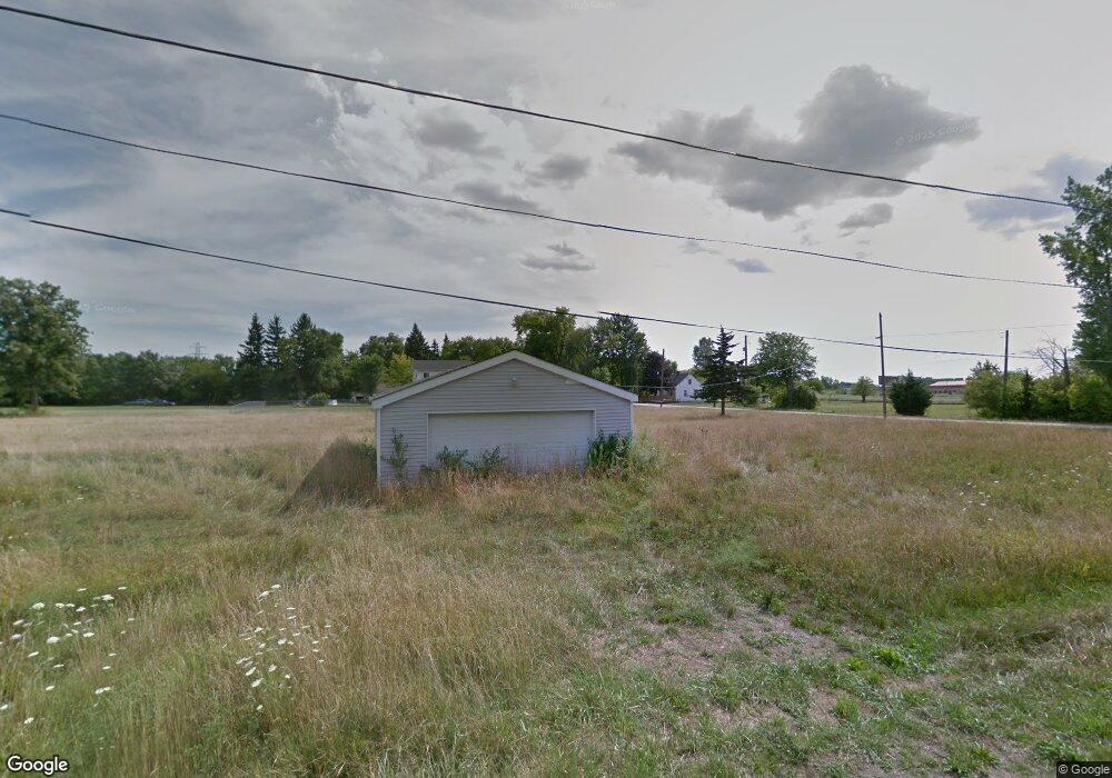 1140 Butler Rd, Saginaw, MI 48601 - photo 1