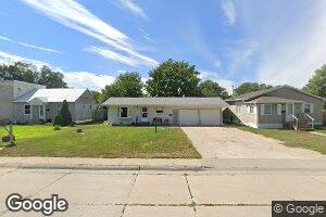 629 N Cherry St, Valentine, NE 69201