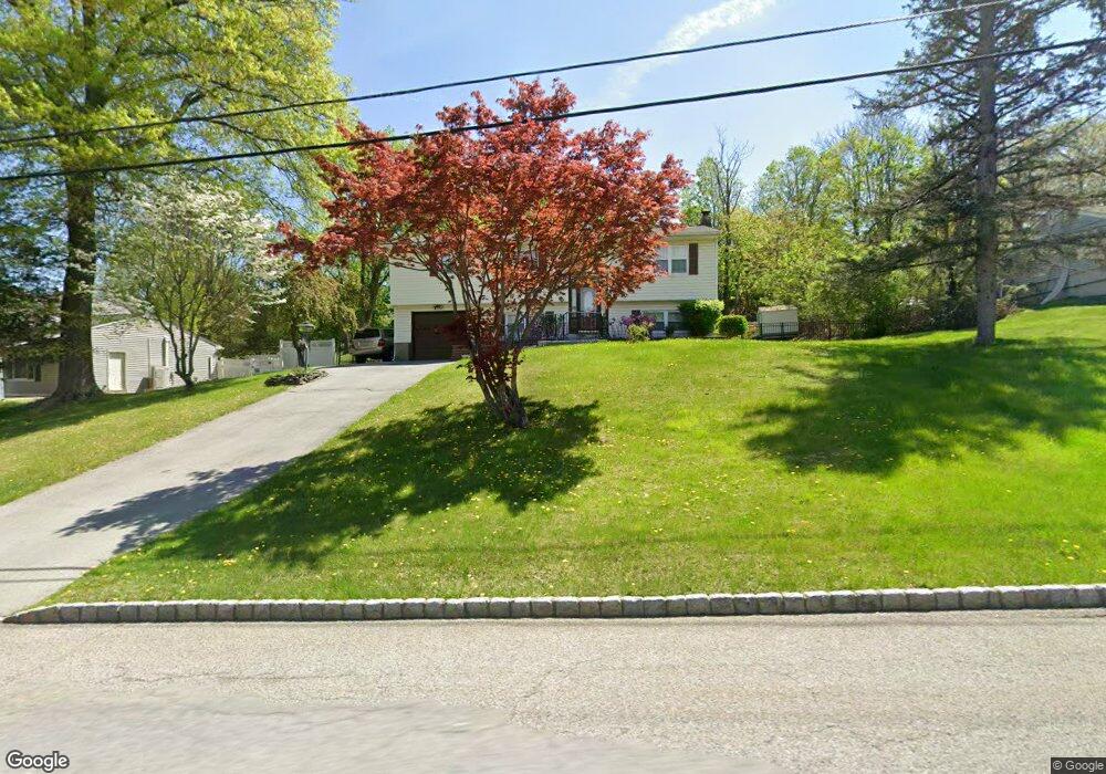 7 Hawthorne Dr, Monroe, NY 10950 - photo 1