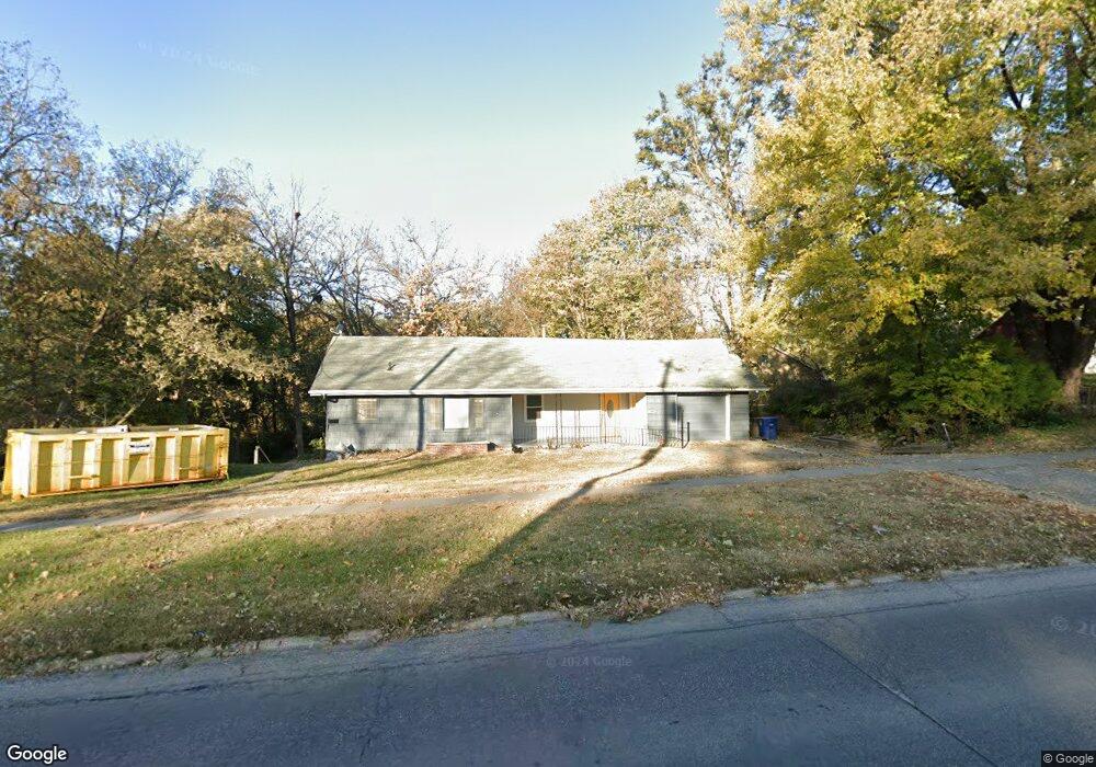 1320 Merle Hay Rd, Des Moines, IA 50311 - photo 1