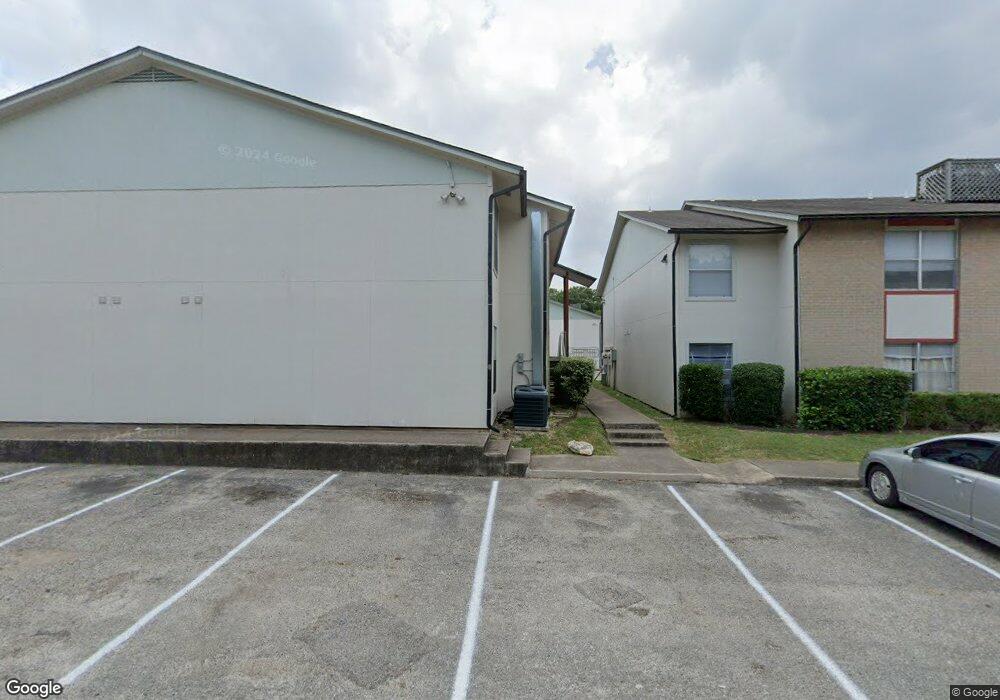 205 Craddock Ave unit F7, San Marcos, TX 78666 - photo 1