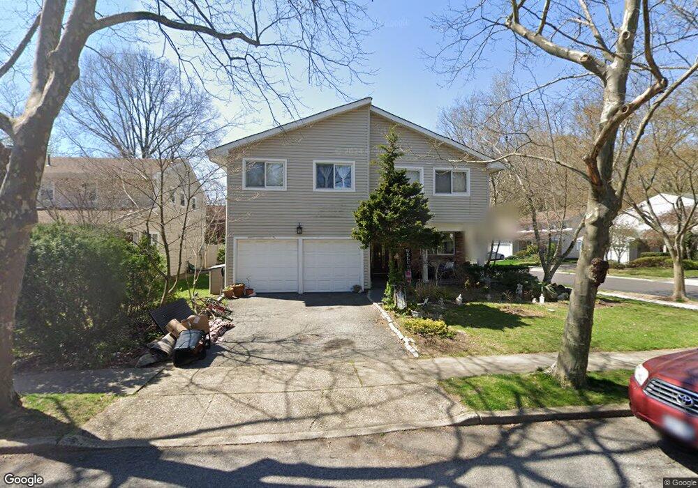 27 Schooner Ln, Port Washington, NY 11050 - photo 1