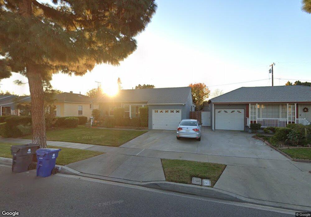 5427 Oliva Ave, Lakewood, CA 90712 - photo 1