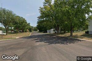 202 S Harvey St, Viborg, SD 57070