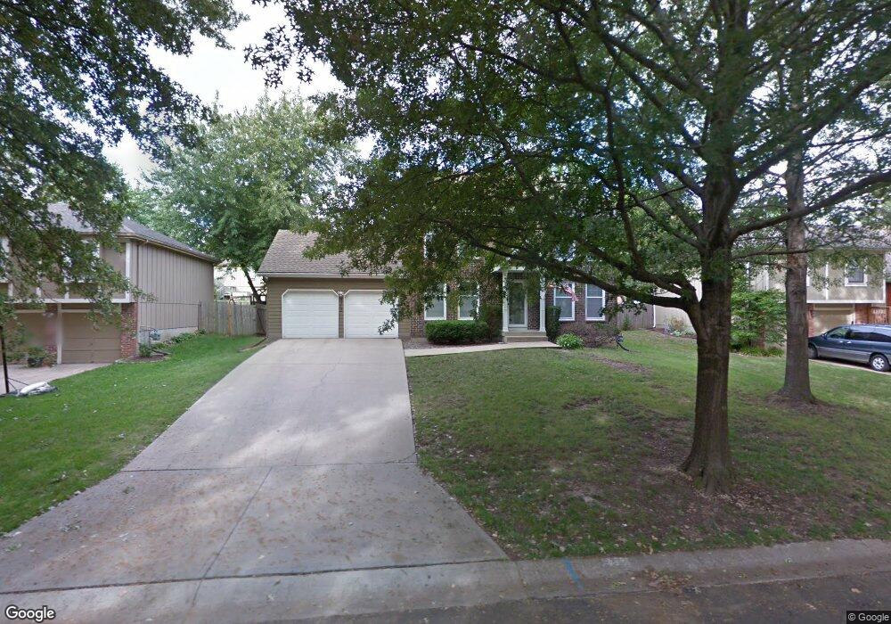 8312 Hall St, Lenexa, KS 66219 - photo 1