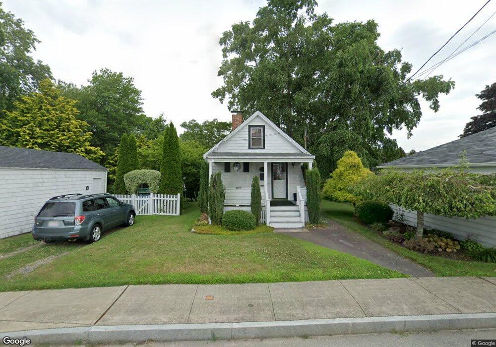 39 Potter St, South Dartmouth, MA 02748 - photo 1