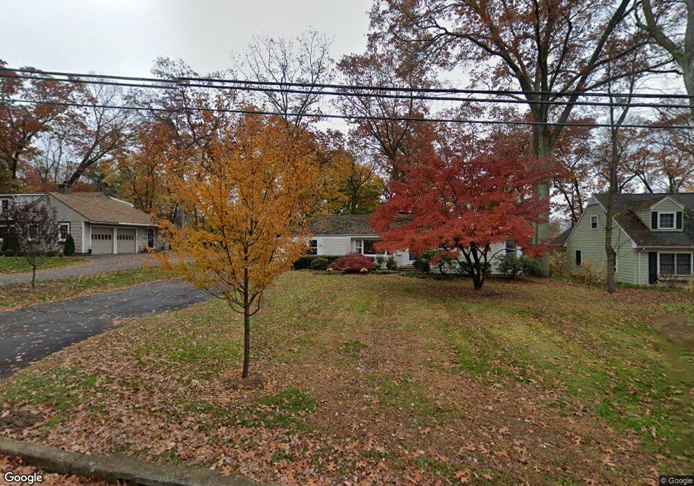 51 Southwood Rd, Fairfield, CT 06825 - photo 1