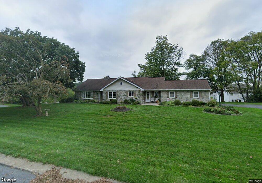 726 Lawrence Blvd, Lancaster, PA 17601 - photo 1