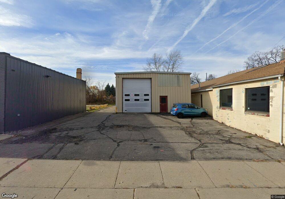 2902 S Cedar St, Lansing, MI 48910 - photo 1