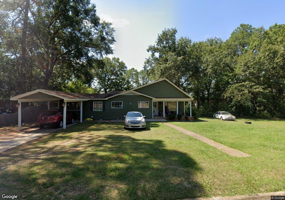 2009 Sullivan Dr, Dothan, AL 36303 - photo 1