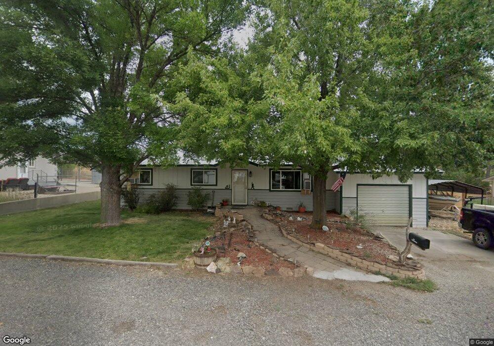 675 NE 2nd St, Cedaredge, CO 81413 - photo 1