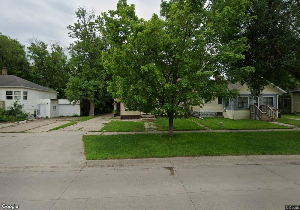 1414 5th Ave S unit 2, Fargo, ND 58103 - photo 1