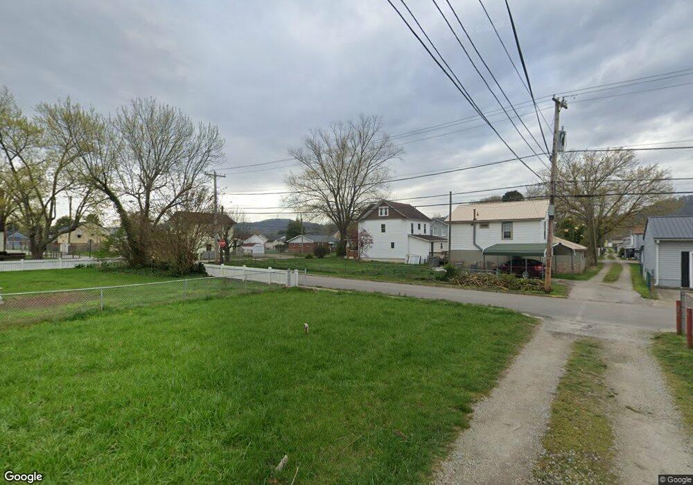 301 1/2 19th St, Dunbar, WV 25064 - photo 1