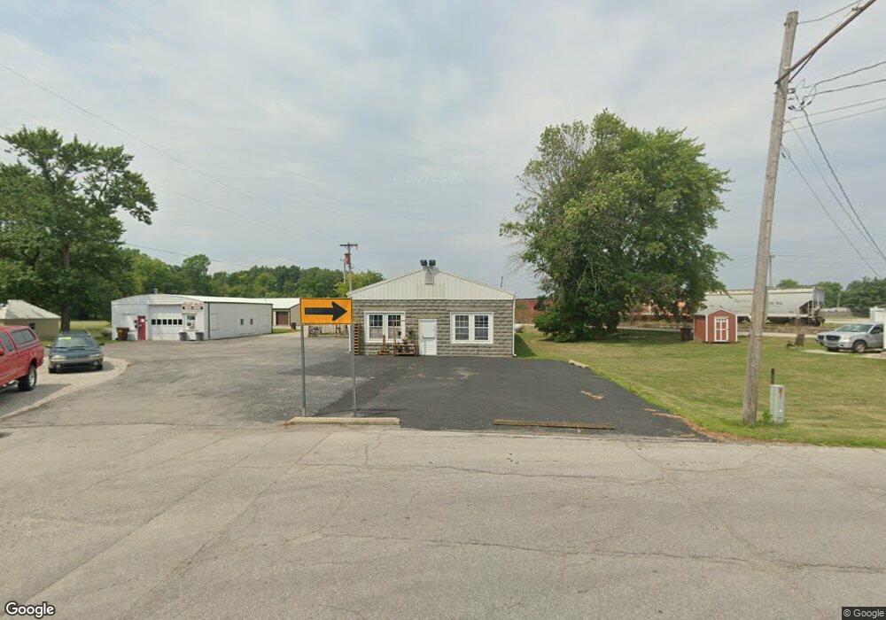 820 S Bond St, Bluffton, IN 46714 - photo 1