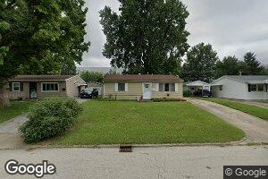 2909 E Cardinal Dr, Decatur, IL 62526