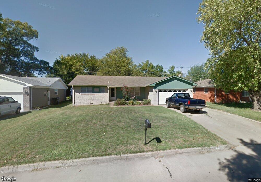 205 N Chambers Trail, Claremore, OK 74017 - photo 1