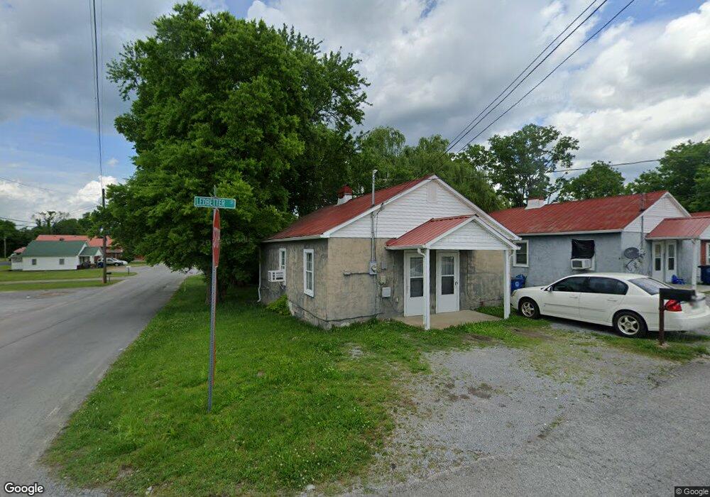 124 Ledbetter St, Shelbyville, TN 37160 - photo 1