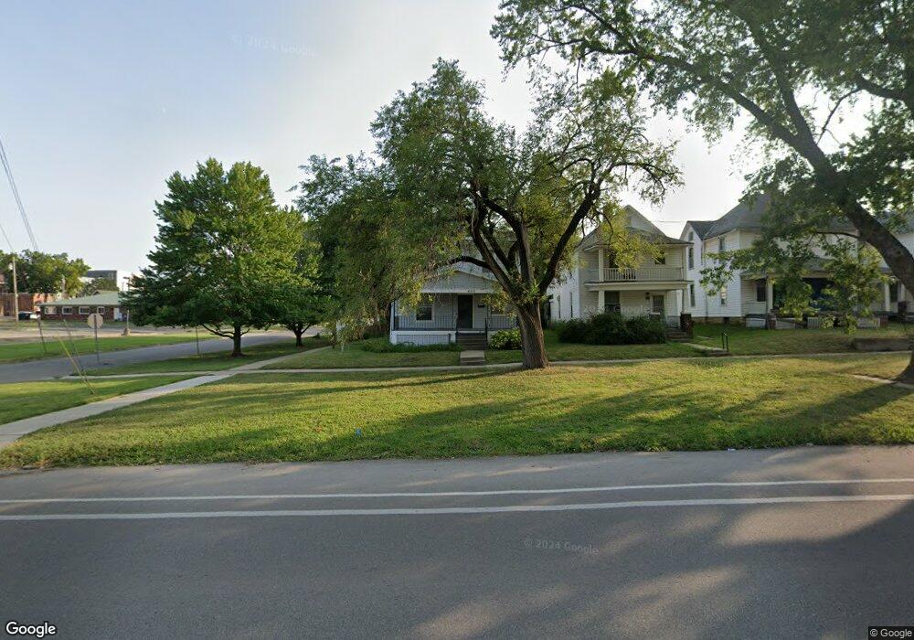 603 SW 8th Ave, Topeka, KS 66603 - photo 1