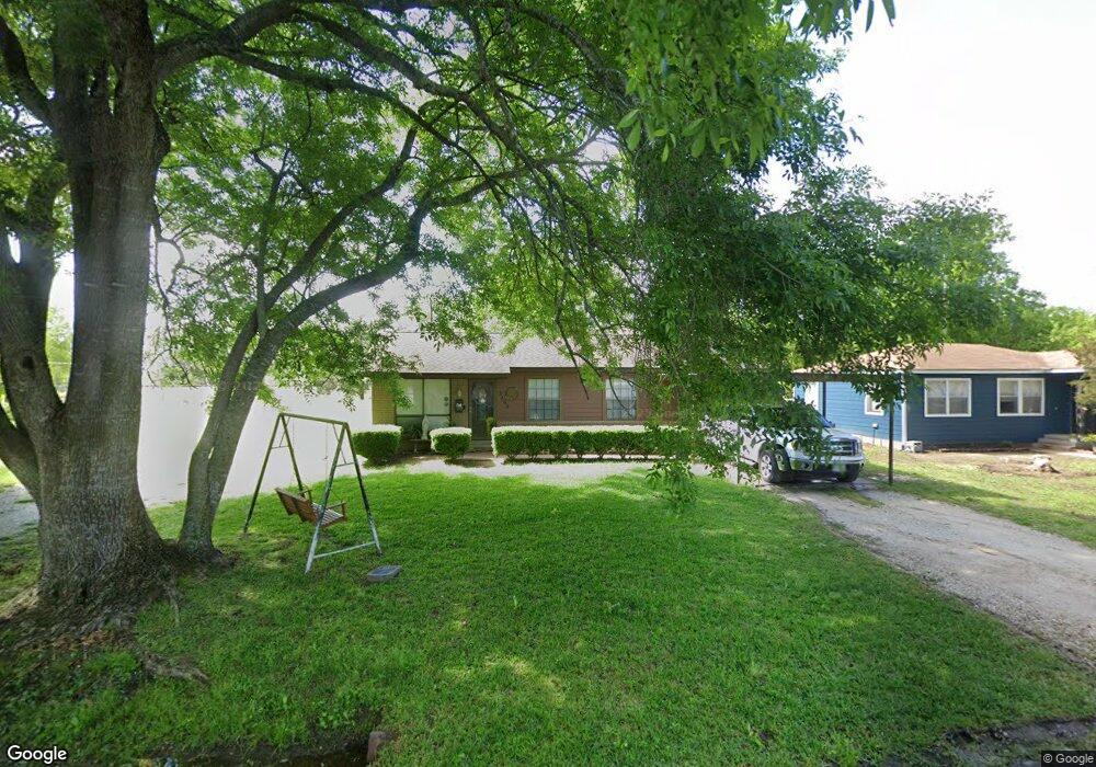 3404 3rd St, Bay City, TX 77414 - photo 1