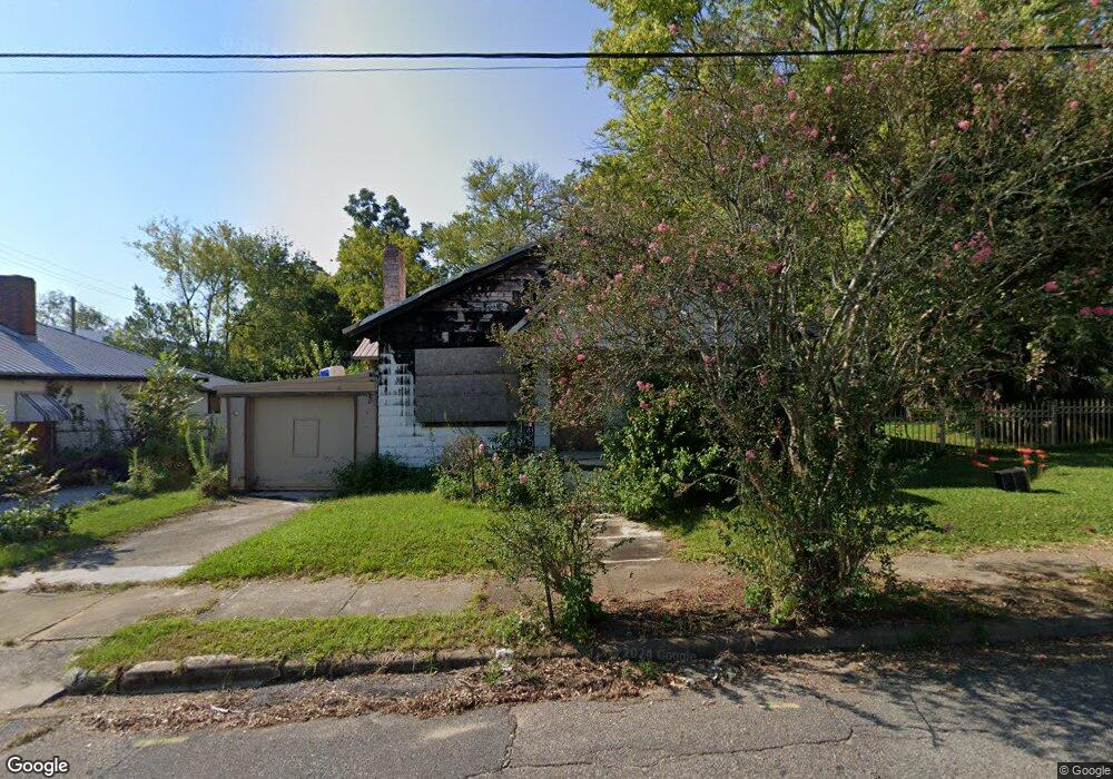 702 E Newton St, Dothan, AL 36303 - photo 1