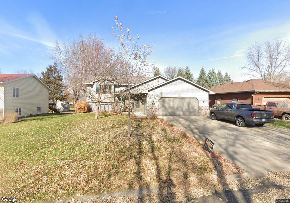 2047 Highview Dr, Sauk Rapids, MN 56379 - photo 1