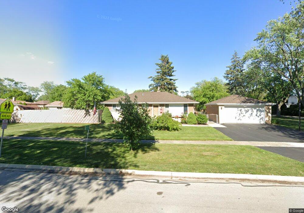 3N221 N Indiana St, Elmhurst, IL 60126 - photo 1