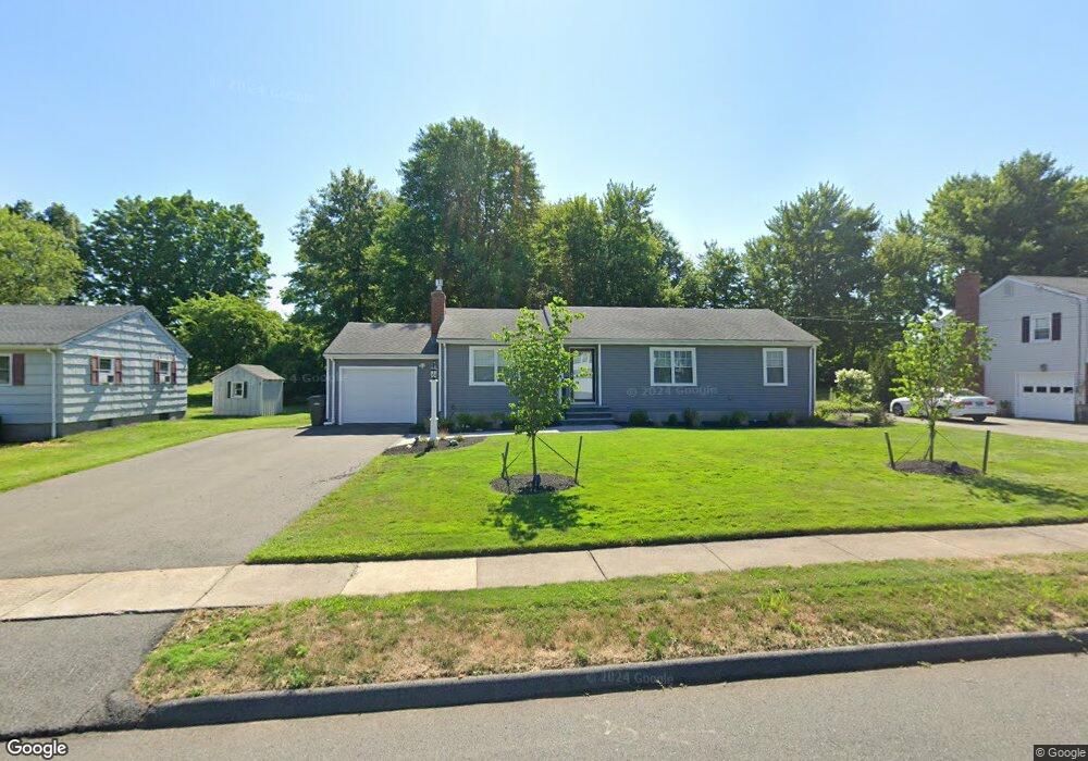 182 Fairlane Dr, Wethersfield, CT 06109 - photo 1