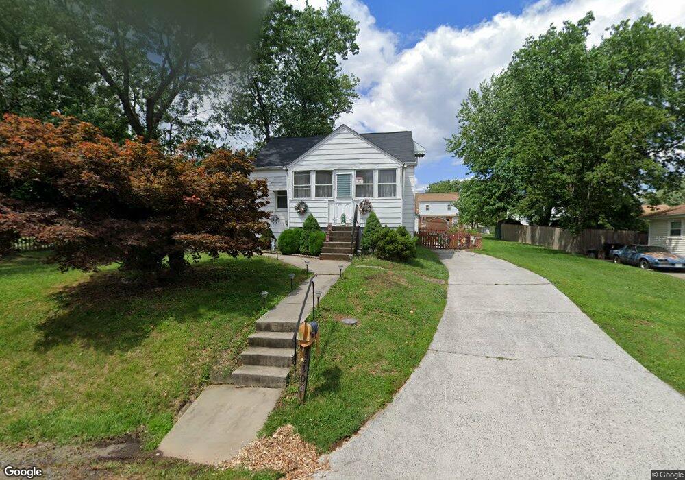 2908 Illinois Ave, Halethorpe, MD 21227 - photo 1