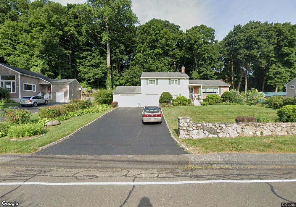 77 E Rocks Rd, Norwalk, CT 06851 - photo 1