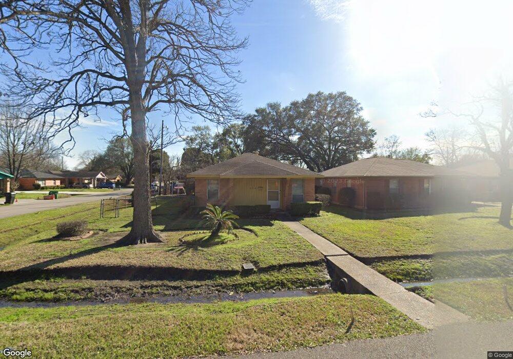 822 E 43rd St, Houston, TX 77022 - photo 1
