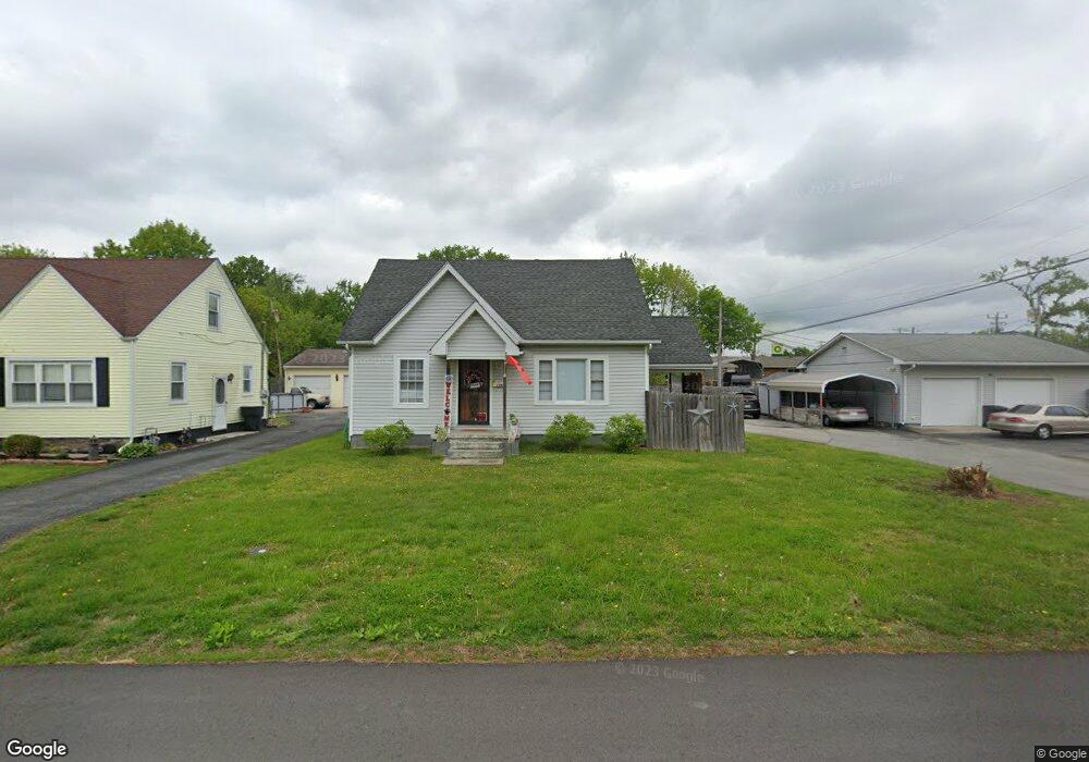 1708 Twin Oaks Dr, New Albany, IN 47150 - photo 1