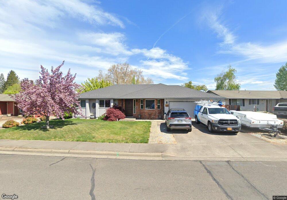 309 Glenn Way, Central Point, OR 97502 - photo 1