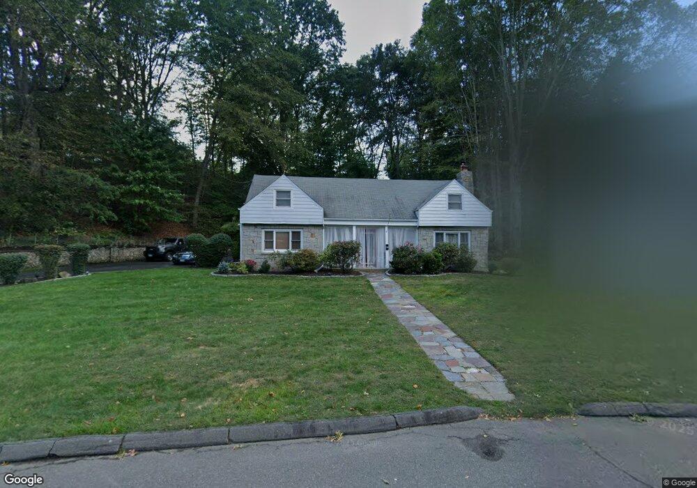 90 Laurel Rd, New Haven, CT 06515 - photo 1