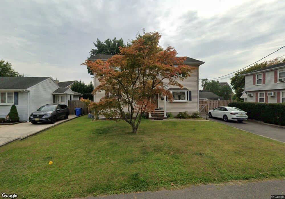 560 W Pershing Ave, Middlesex, NJ 08846 - photo 1
