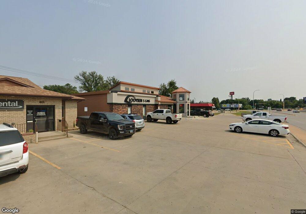 821 1st Ave S, Jamestown, ND 58401 - photo 1