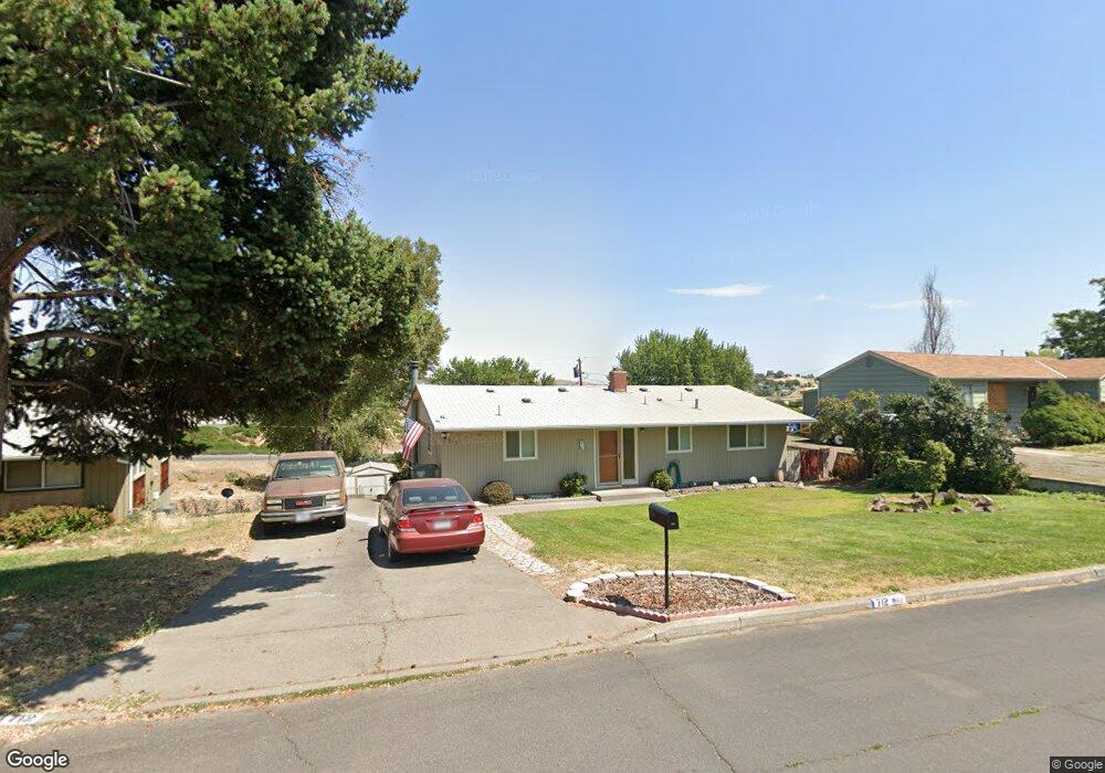 712 SW 28th St, Pendleton, OR 97801 - photo 1