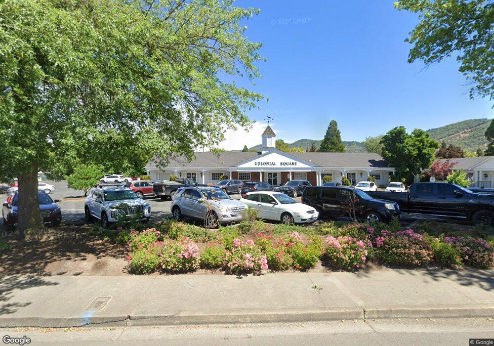 560 NE E St, Grants Pass, OR 97526 - photo 1