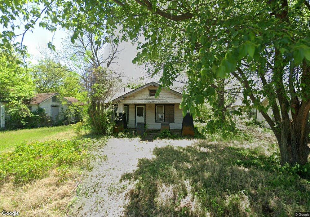 308 W Elm Ave, Duncan, OK 73533 - photo 1