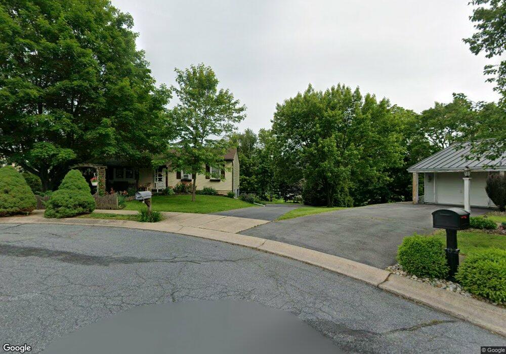 311 E Carpenter Ave, Myerstown, PA 17067 - photo 1