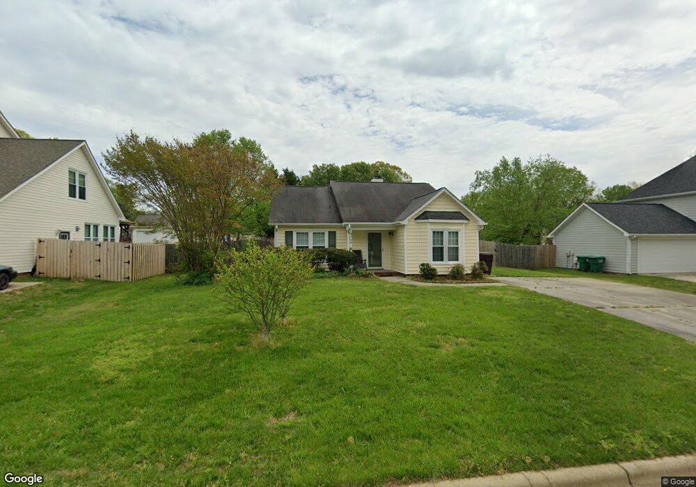 3304 Sparrowhawk Dr, High Point, NC 27265 - photo 1