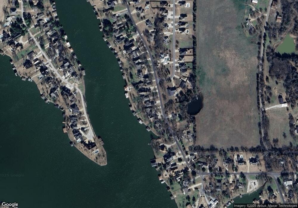 1236 Kiowa Dr E, Gainesville, TX 76240 - photo 1