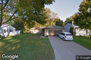 501 12th Ave, Hampton, IL 61256