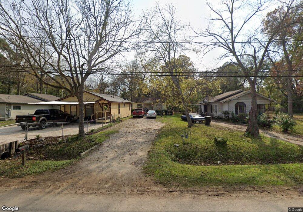 1317 1/2 De Soto St, Houston, TX 77091 - photo 1