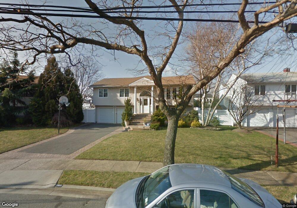 2019 Kenneth Rd, Merrick, NY 11566 - photo 1