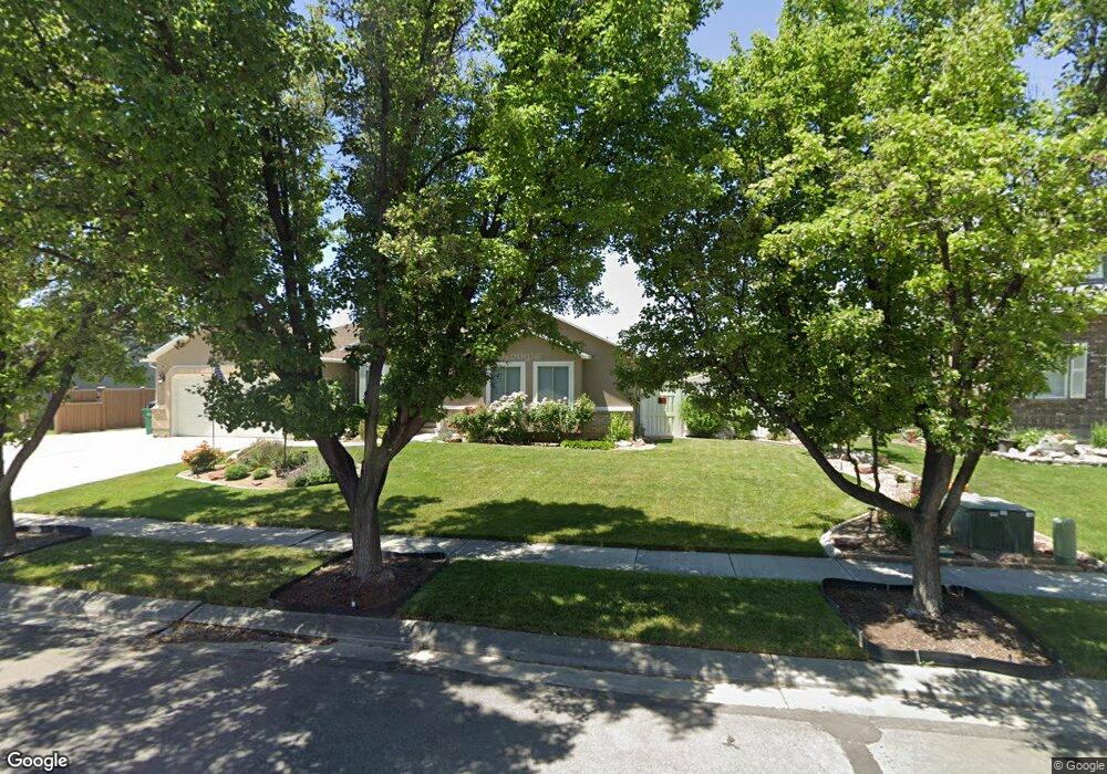 11742 Stone Crest Cir, Riverton, UT 84065 - photo 1